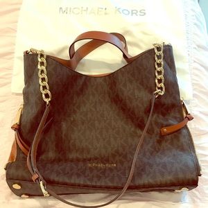 Michael Kors Devon tote